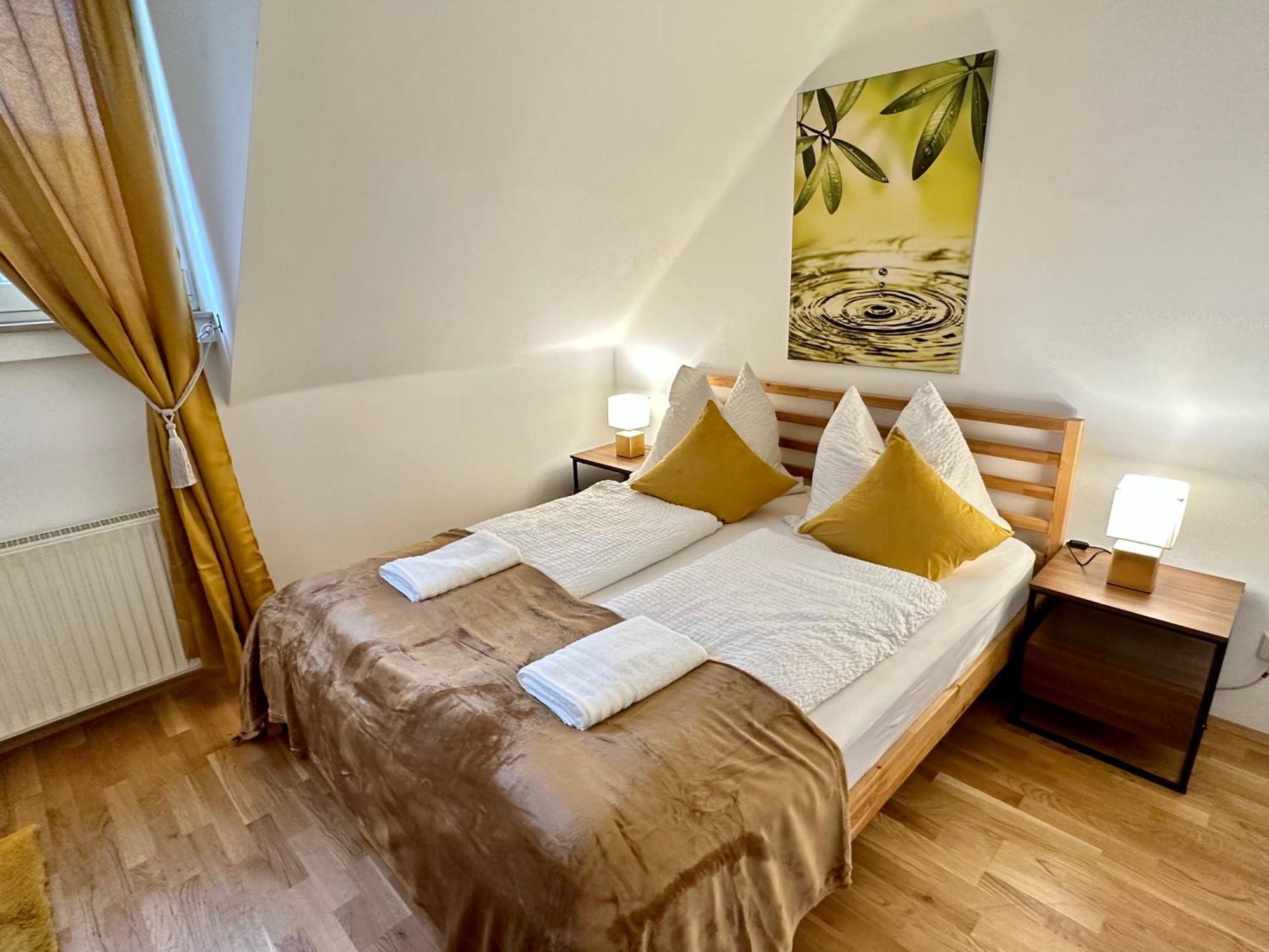 The Peaceful Garden Stay & Free Parking Salzburg Exterior photo